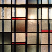 monochromie_stained_glass